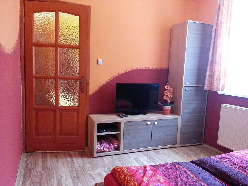Borostyán Apartamento